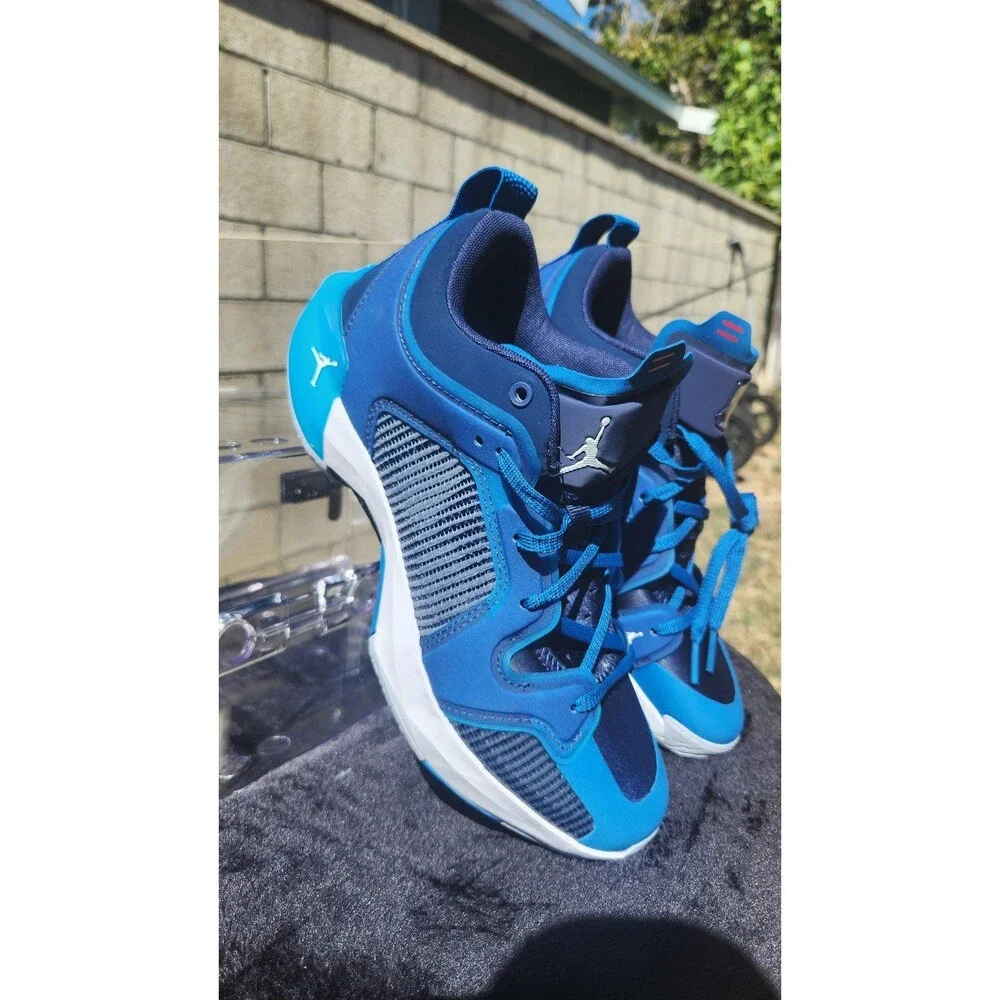 Nike Air Jordan 37 LOW 'FRATERNITY' DV9909 401 SIZE 9.5